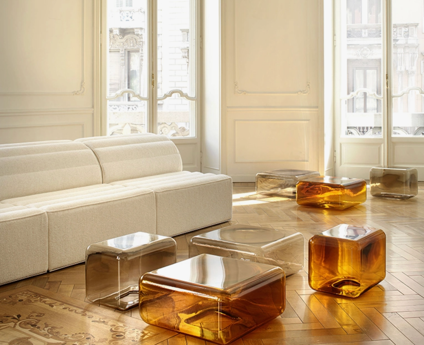 Loukoum amber glass coffee tables